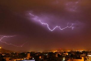 lightning strikes tower near Amer fort