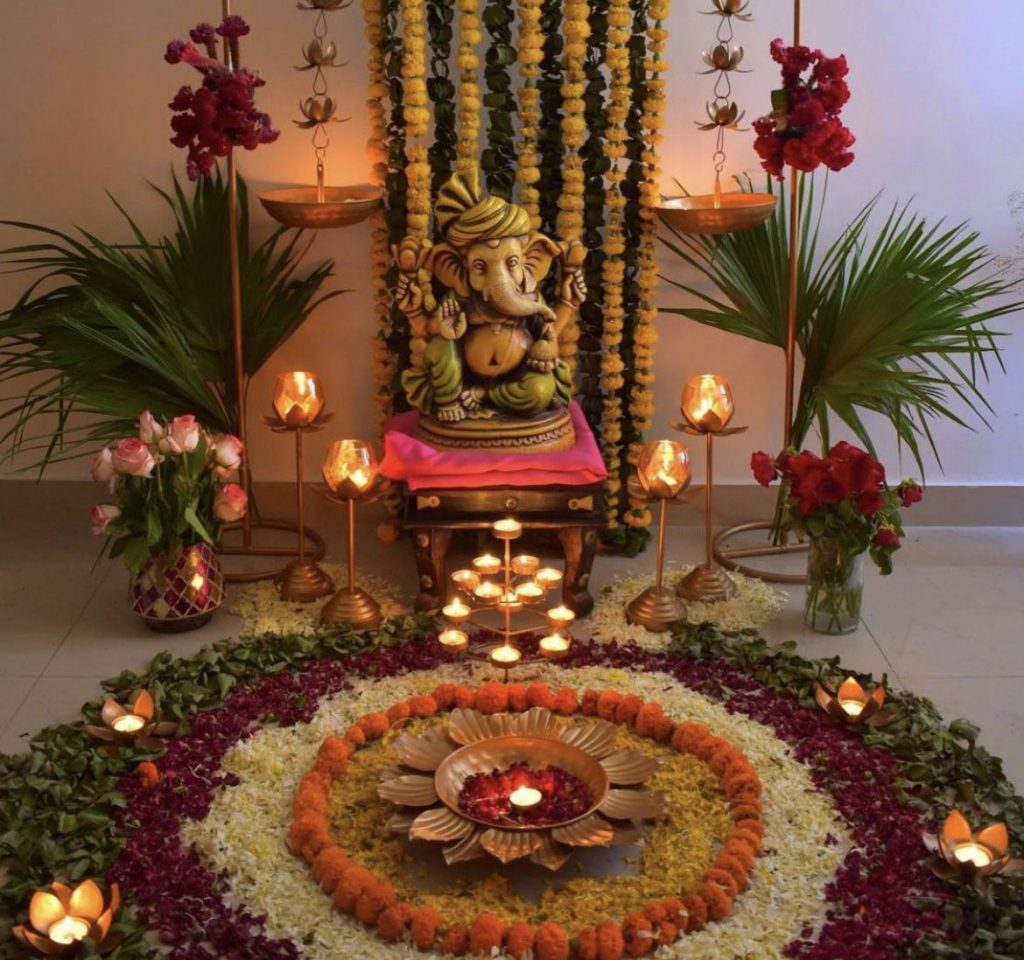 Traditional-decoration-for-ganesha-at-home