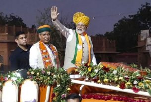 PM Modi's roadshow in Jaipur